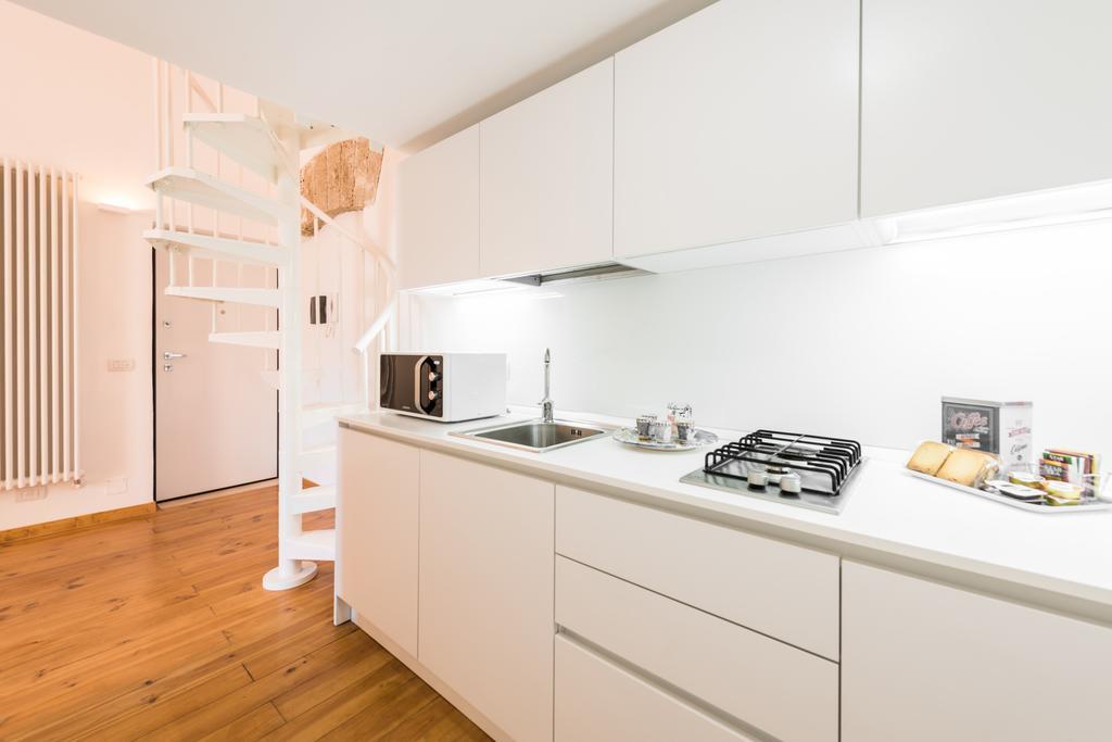 Art Loft M8 Bari City Centre M8Apartments Buitenkant foto